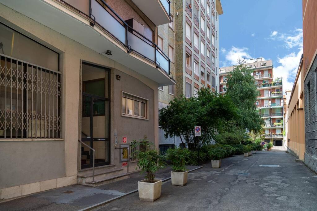 ミラノ2 Min Da Porta Genova - Elegante Bilocaleアパートメント エクステリア 写真